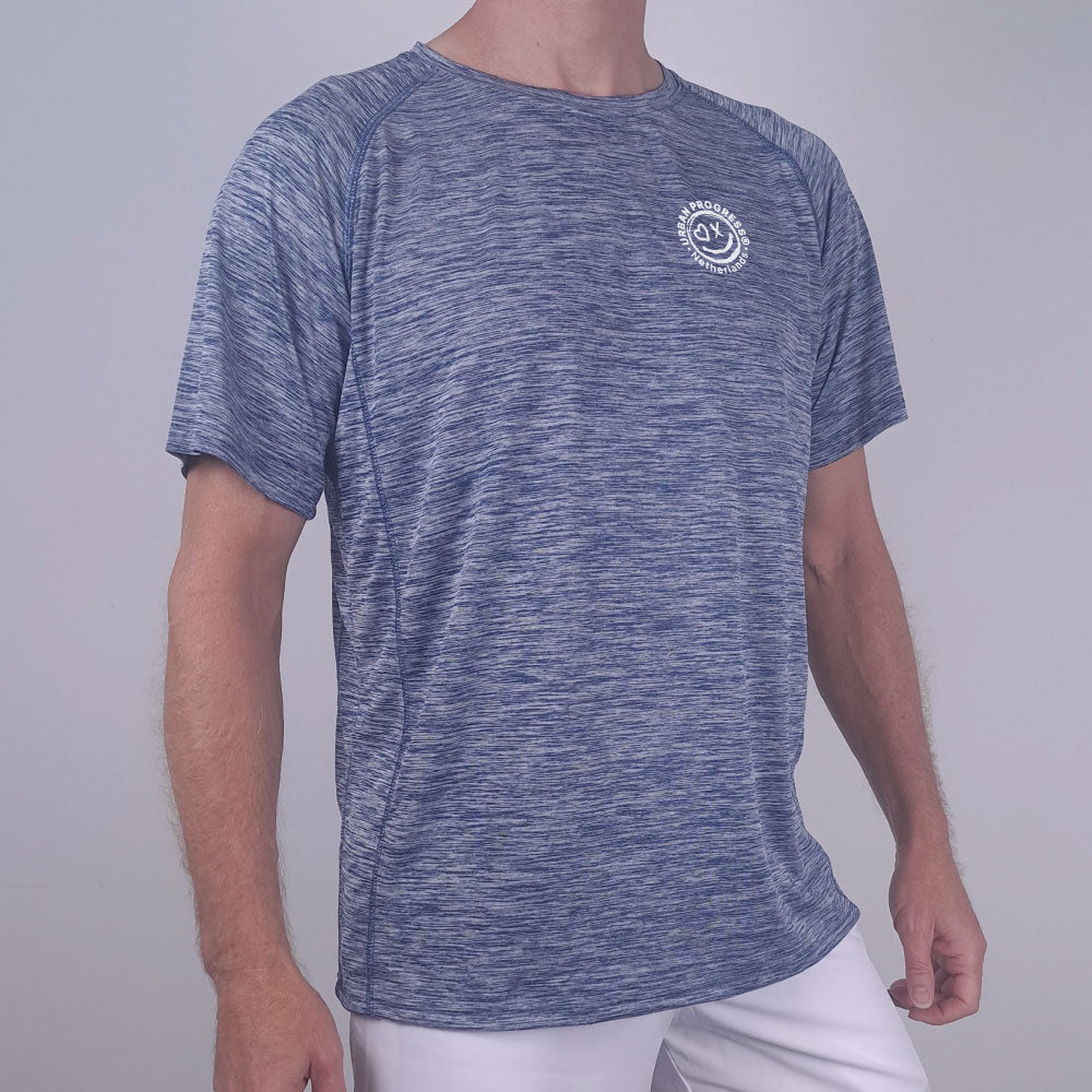 Frostline Tee blauw front close model