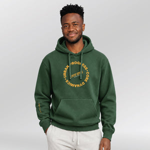Hoodie-Core-Dynamics-model-bottle-green-front Urben Progress