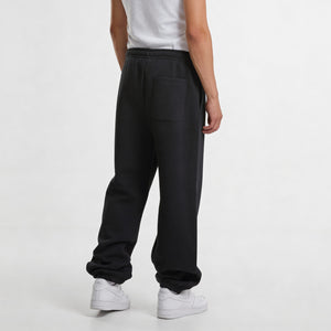 Shadow Core Jogger Loose Fit model zwart back