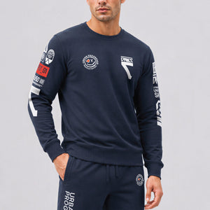 Sweatshirt-Protocol-model-navy-blauw-front-close