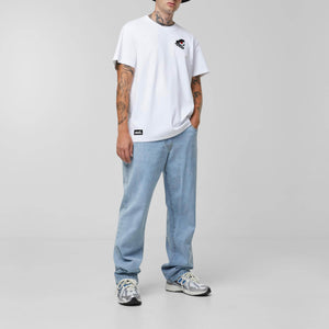 T-shirt AWAKEN Sorona® stretch model wit front full person