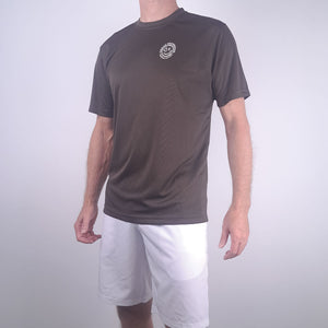 Axis Tee Donker Bruin front left model