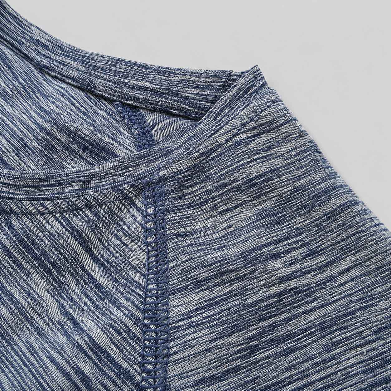 Frostline-Tee-blauw-detail-hals