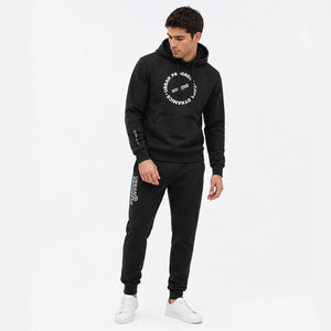 Hoodie Core Dynamics model zwart front