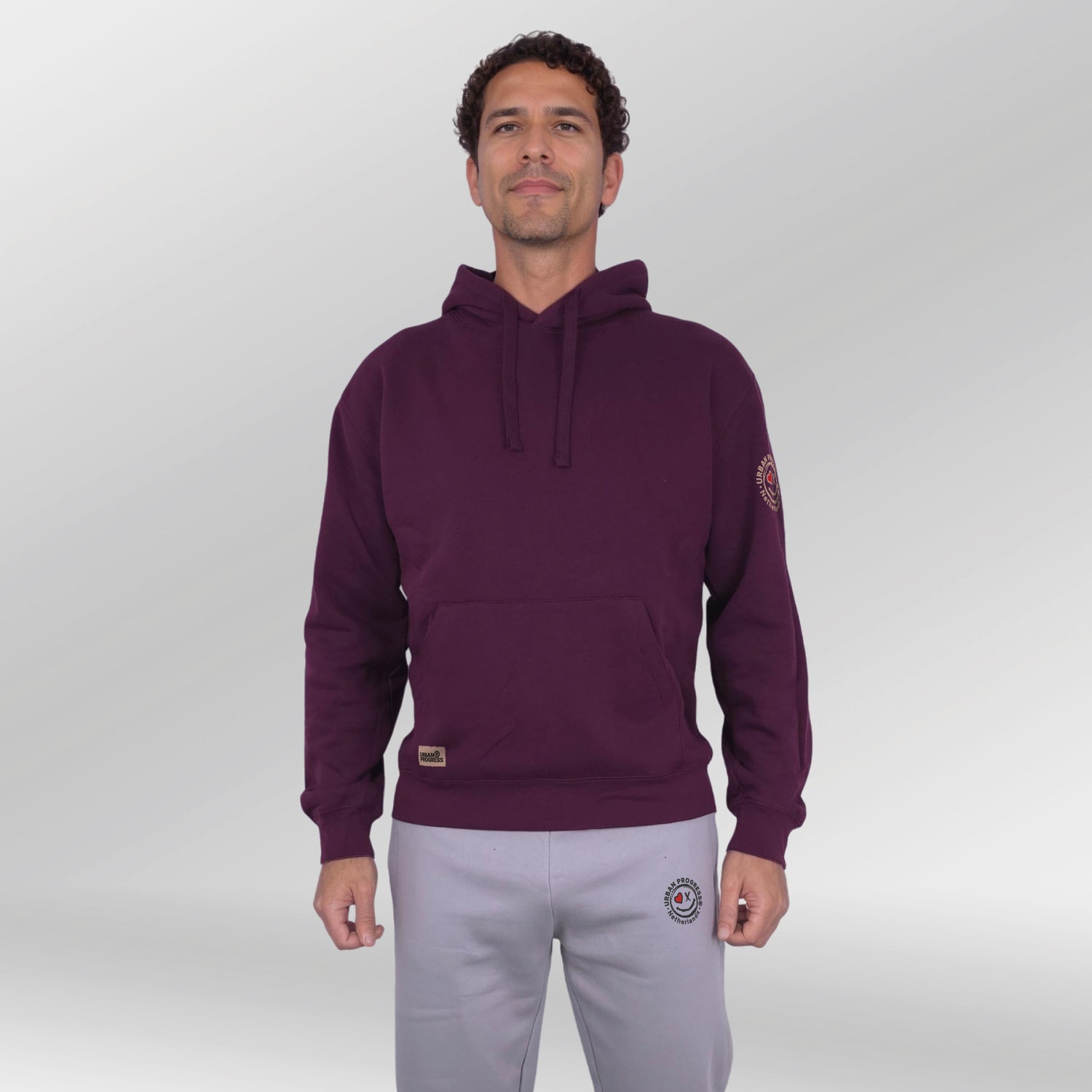 Legacy Hoodie Shinaji model aubergine front
