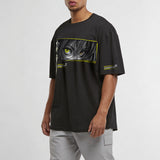 Loose T-shirt SECOND SELF model zwart front close
