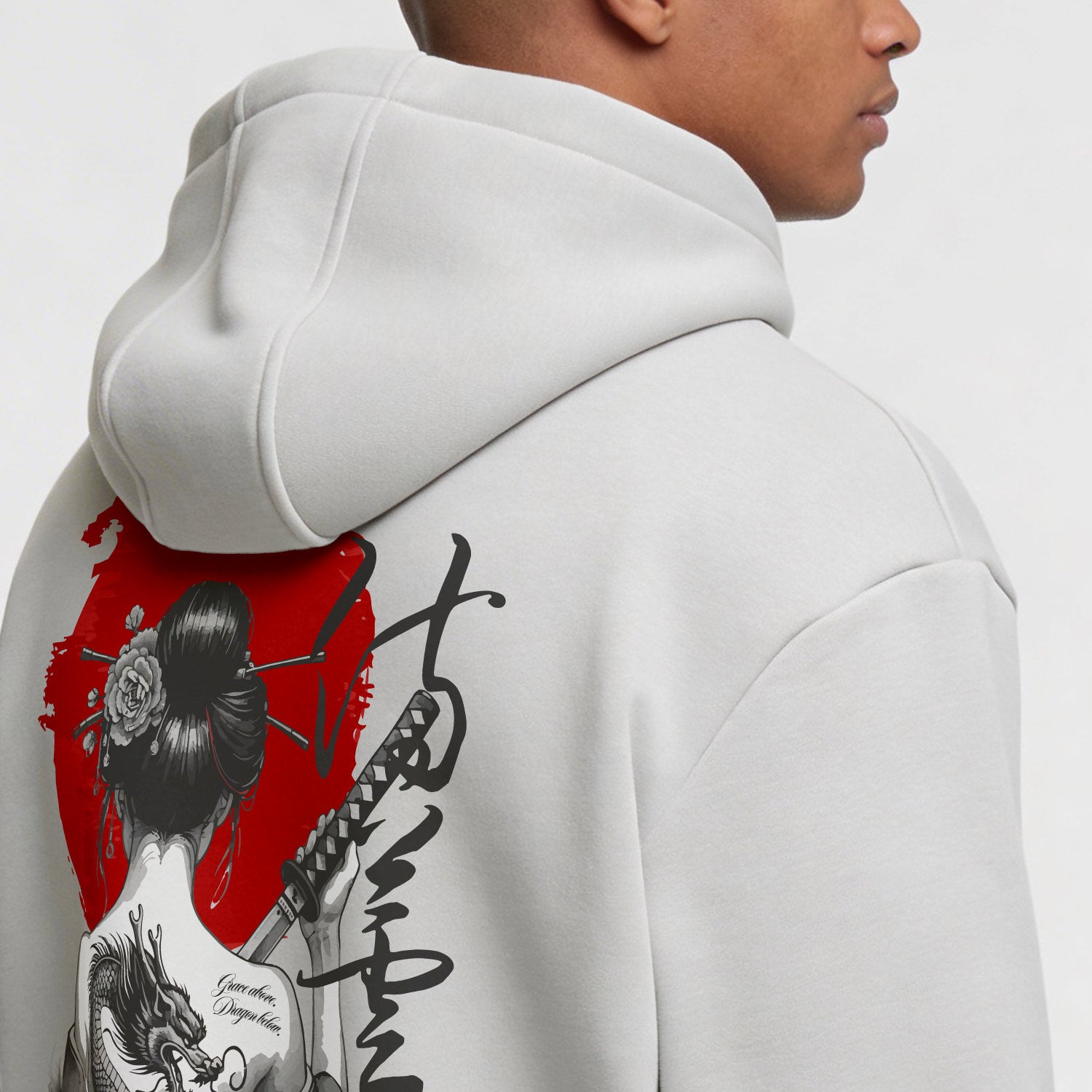 Loose fit hoodie Samurai Geisha model licht grijs detail achterkant