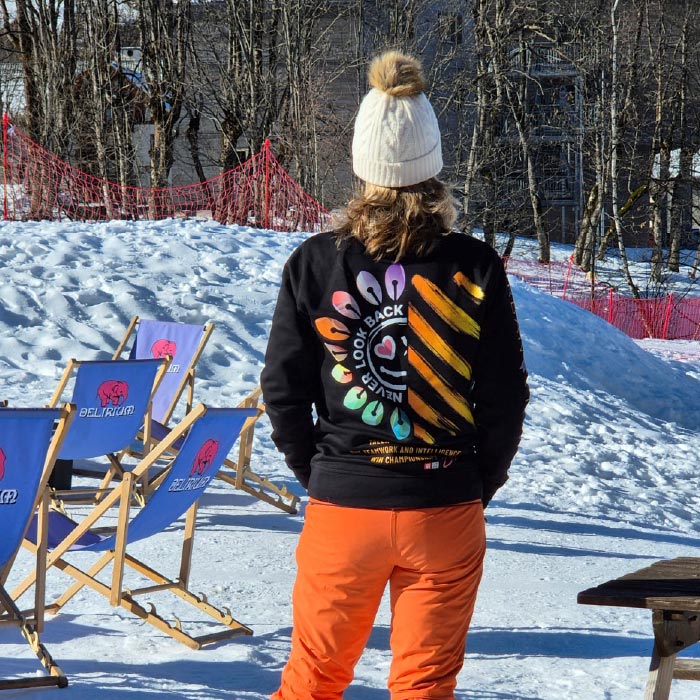 Op wintersport met de sweater van Urban Progress