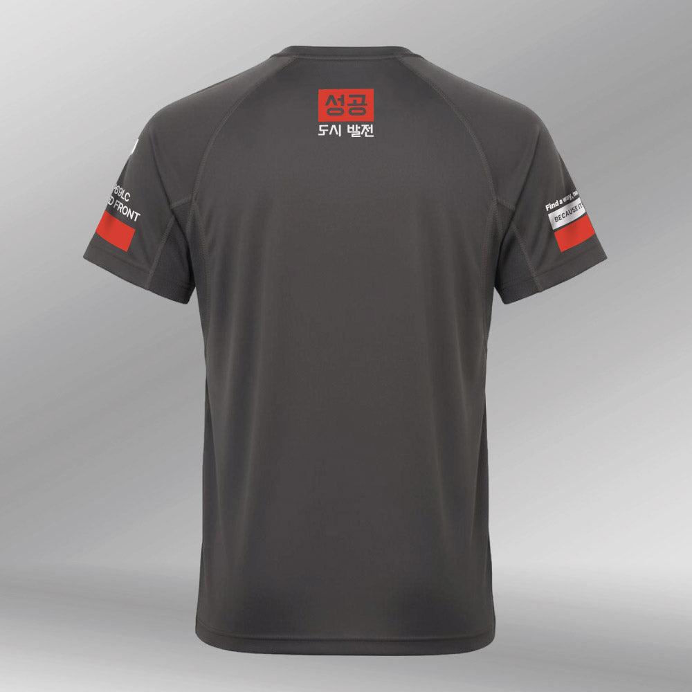 Panelled Tech Tee Not being average grijs back