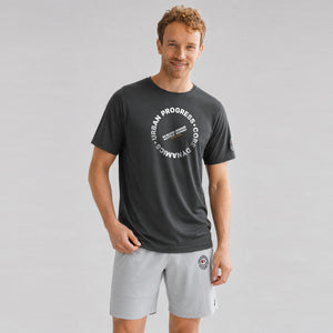 Performance-shirt-Core-Dynamics-model-grijs-front-close