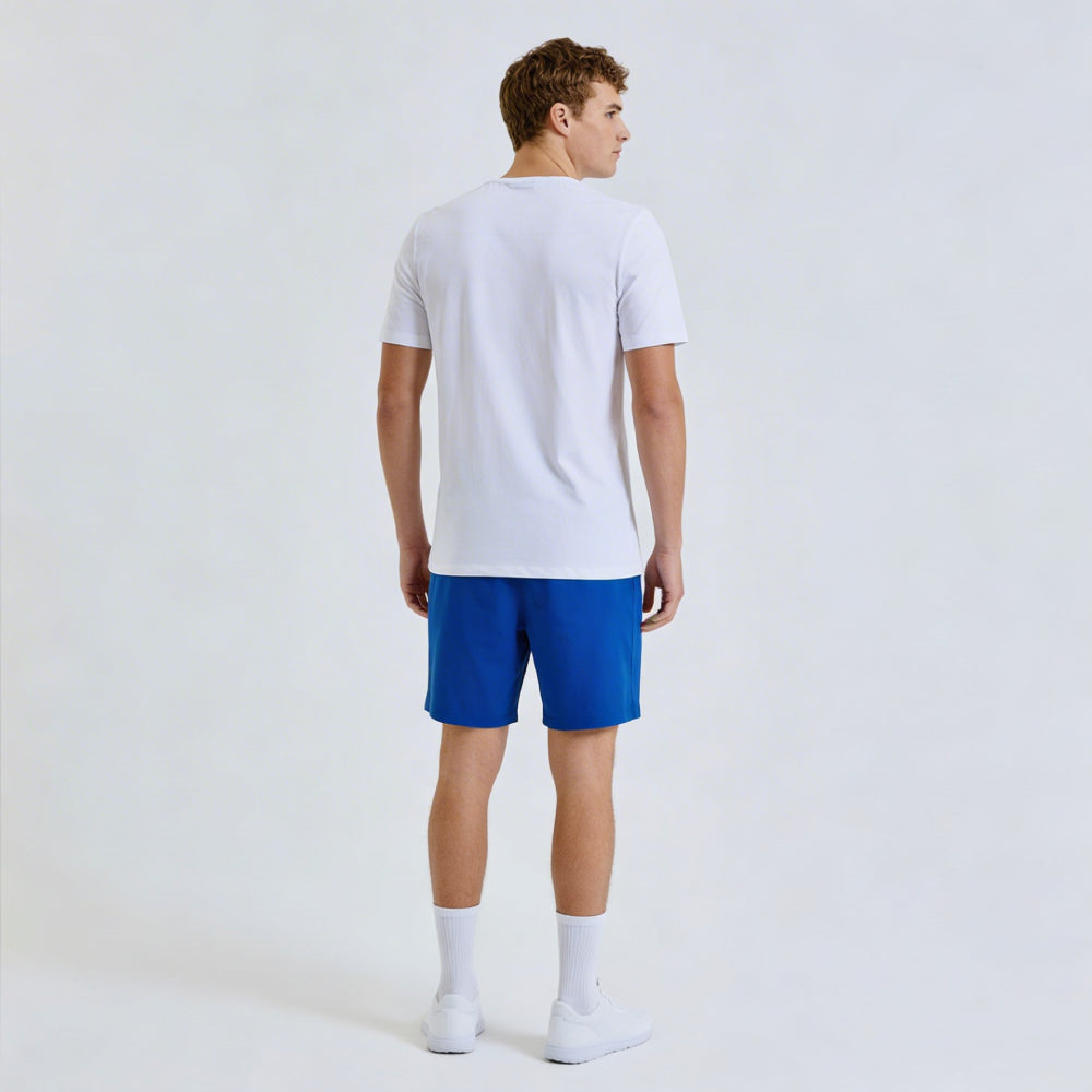 Stride Performance Tee Model wit back