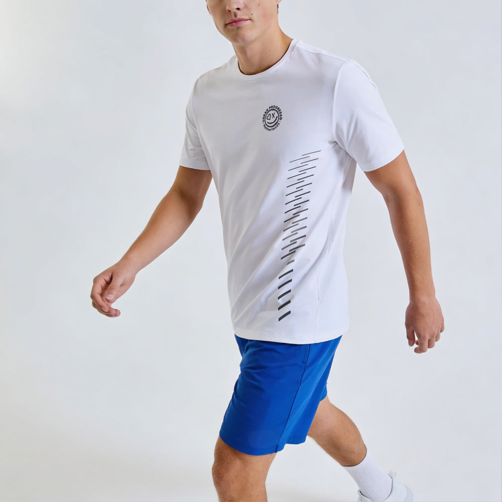Stride Performance Tee Model wit lopend