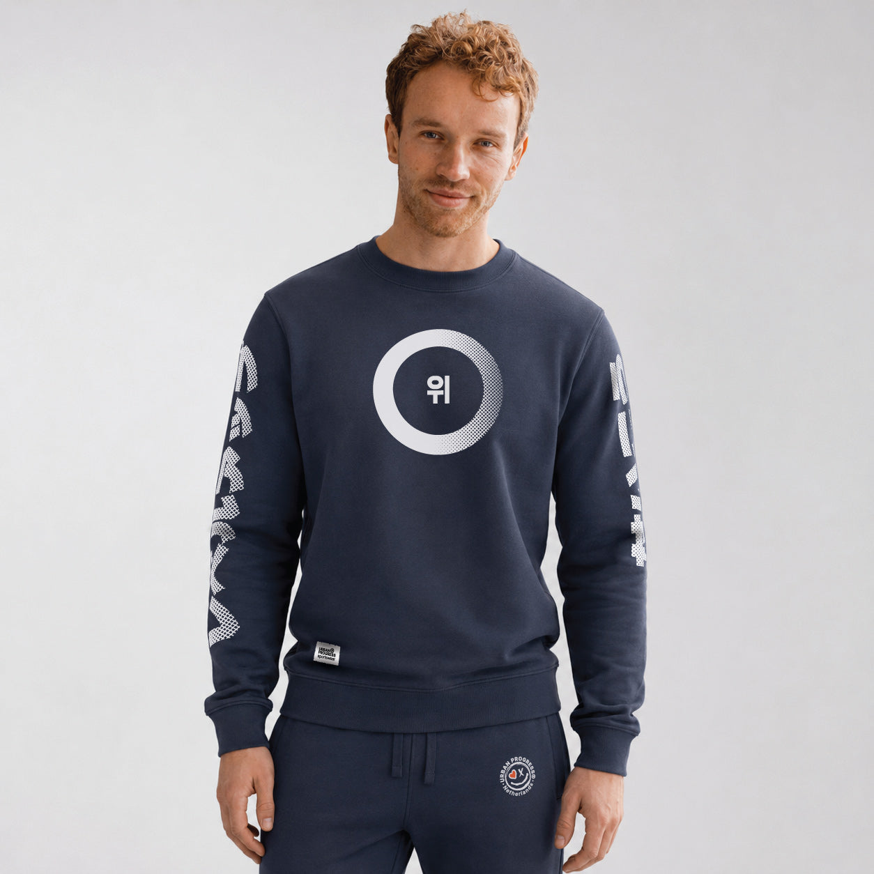 Sweatshirt-Change-model-the-game-navy-front