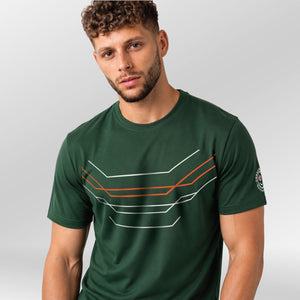Vector-Flow-Tee-model-bottle-green-front-close